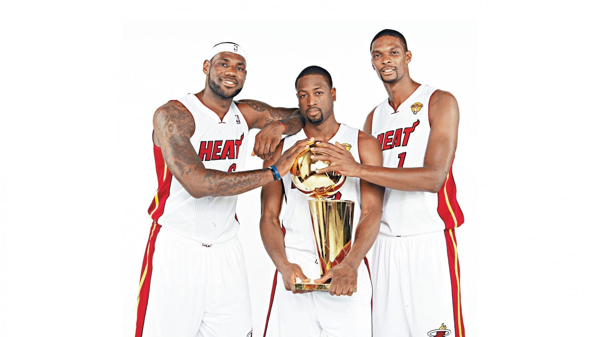 利物浦多点支援进攻形成锋线合力，利物浦战术打法分析